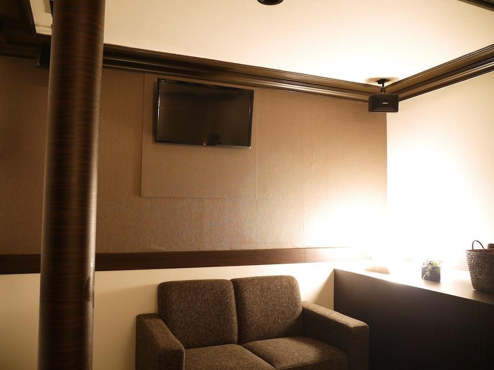 Hotel Hills Osaka Buitenkant foto