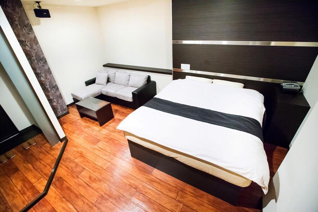 Hotel Hills Osaka Buitenkant foto